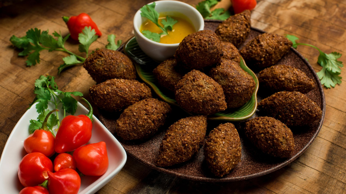 Saudáveis e Deliciosos: os Benefícios dos Salgados Veganos